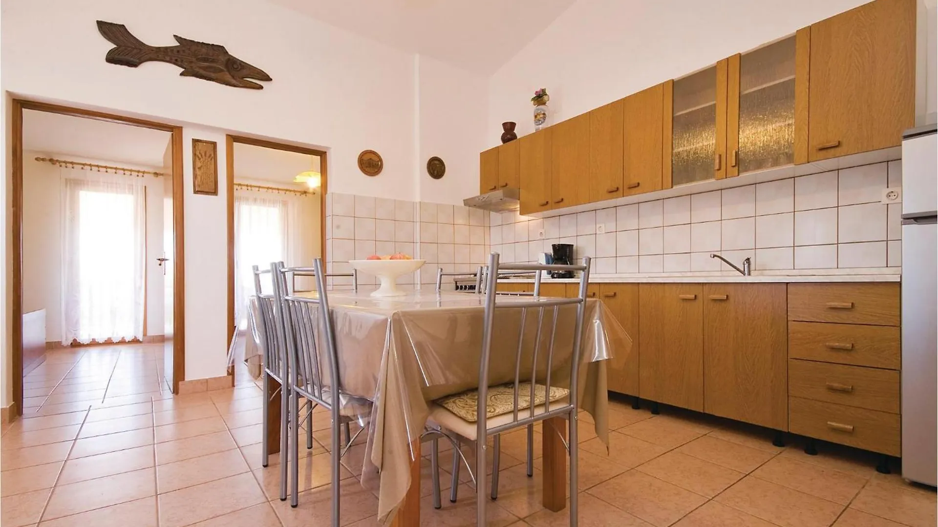 Nice Apartment In Jasenice With House Sea View